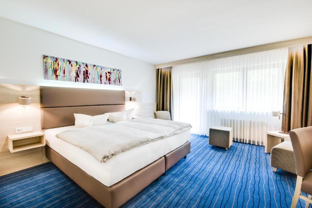 Business Class Hotel Haeckermuehle Tiefenbronn Luaran gambar